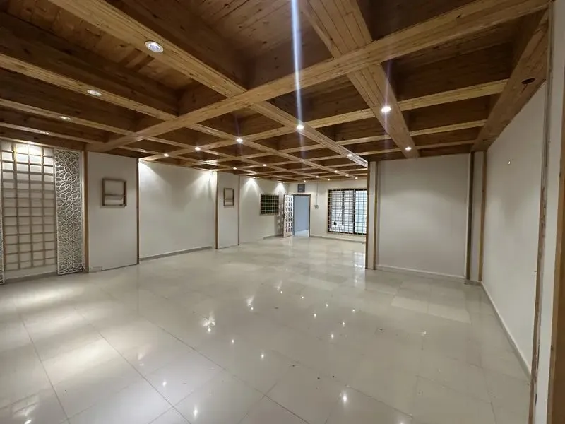 10 Marla Office for Rent in Johar Town, photo 1
